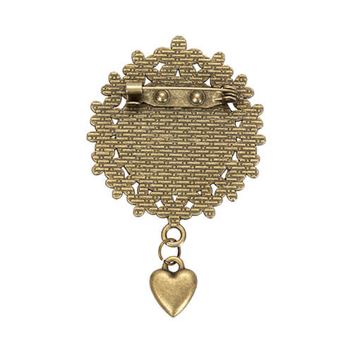 Round brooch with heart-shaped pendant for sublimation