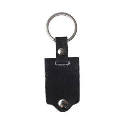 Porte-clés rectangulaire en métal recouvert de cuir pour sublimation - noir