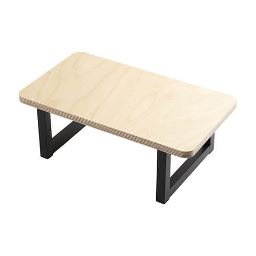 Barnstol i plywood med metallben för sublimering