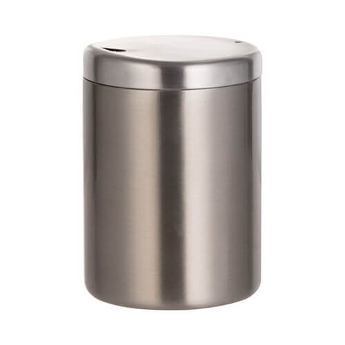 Een mok zonder handvat 300 ml gemaakt van roestvrij staal met een deksel voor sublimatie - zilver