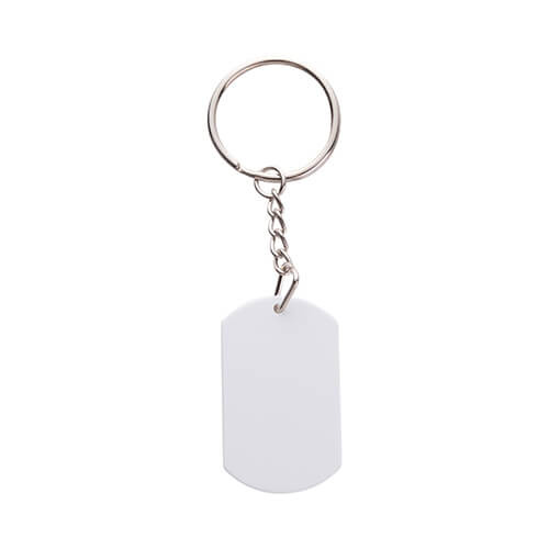 Een plastic sleutelhanger met een ketting voor sublimatie - een dog tag