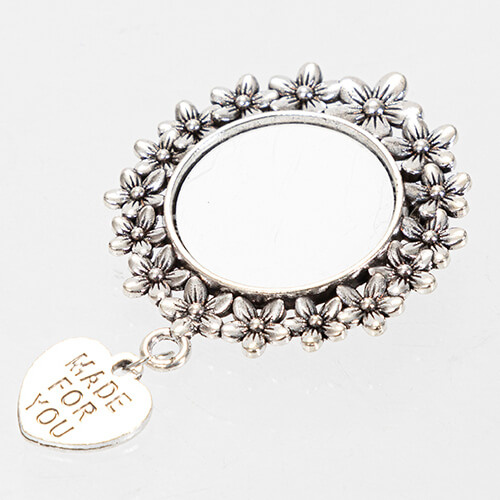 Ronde broche met hartvormige hanger voor sublimatie