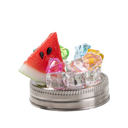 Lid with artificial colored ice and watermelon for BW74/75 cups