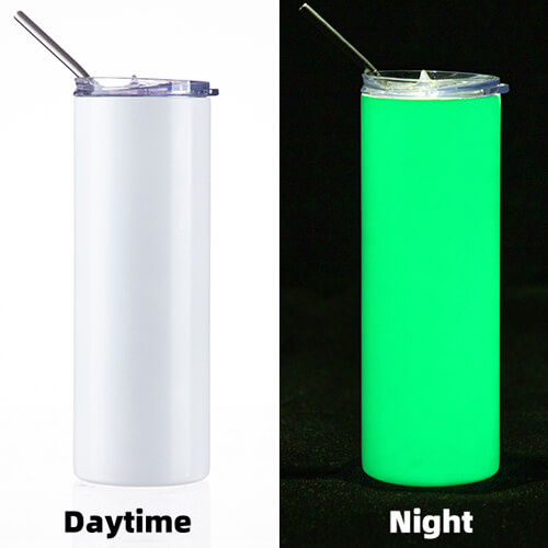600 ml vrč s slamico za sublimacijo - v temi sveti zeleno