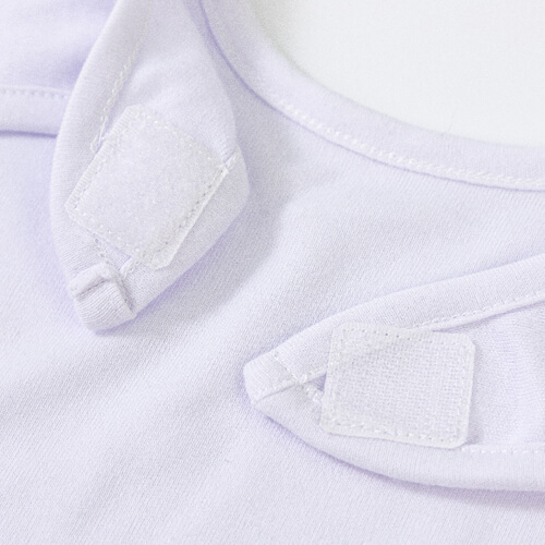 T-shirt-shaped bib for sublimation