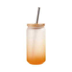 Un vaso esmerilado de 550 ml con pajita y tapa de bambú para sublimación - degradado naranja